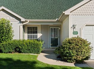 607 Meadowview Ln, Elk Rapids, MI 49629