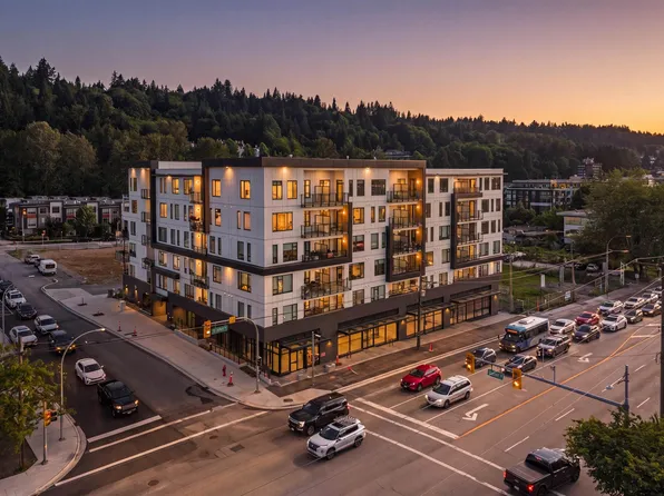 111 Buller St #306, Pt Moody, BC V3H 2S2