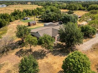 3690 Holbrook Rd, Springtown, TX 76082