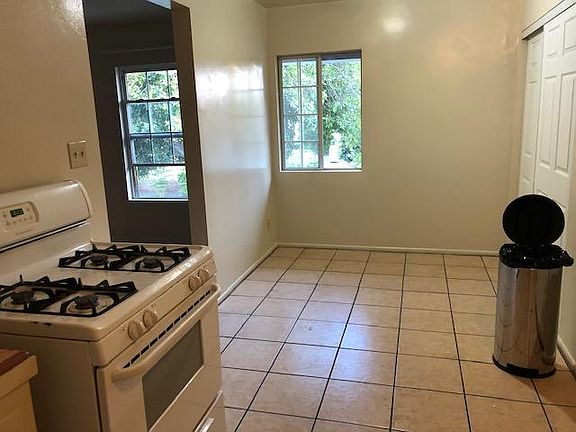 3rd image of 1229 Carlton Dr #7