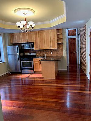 3rd image of 164 E 33rd St #23