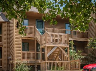 9645 S Lake Ridge Dr #146B, Bloomington, IN 47401