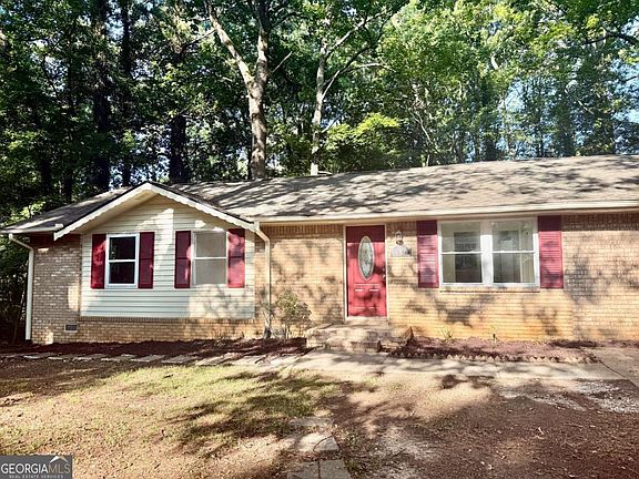 3rd image of 3229 Fern Valley Dr SW