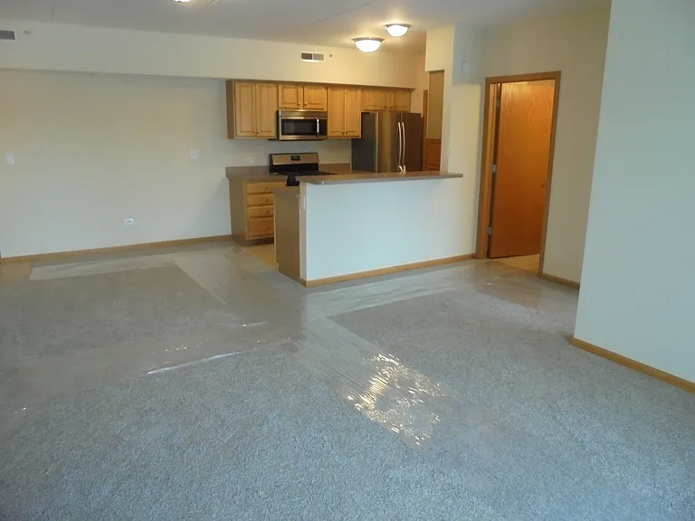 19806 Wolf Rd #301 — Photo 7