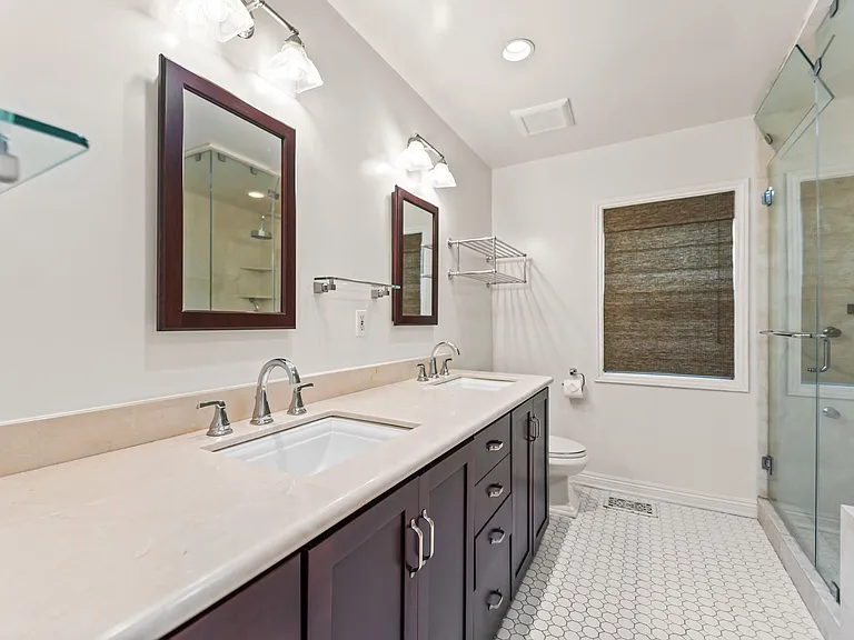 10342 Keswick Ave — Photo 10