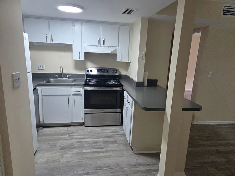 8605 Huron Ct #34 — Photo 7