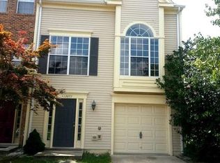 11207 Barnswallow Pl APT F, Waldorf, MD 20603