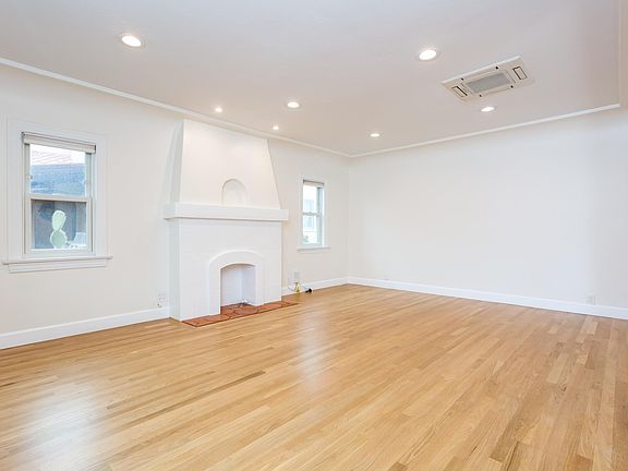 2nd image of 3411 33rd St