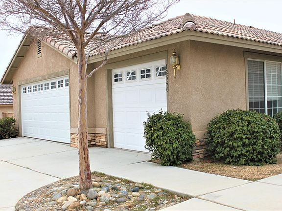3rd image of 12546 Highline Dr