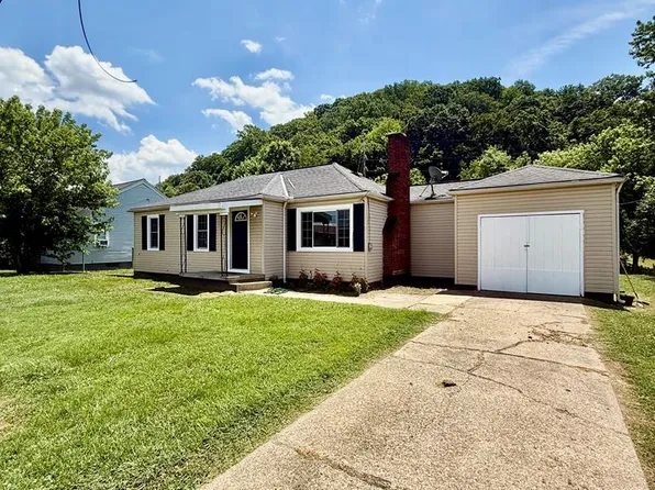 52 Wheeler St, South Shore, KY 41175