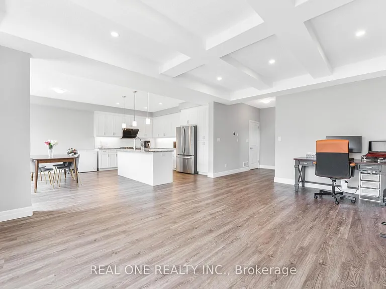 164 Mountain Holly Ct — Photo 3