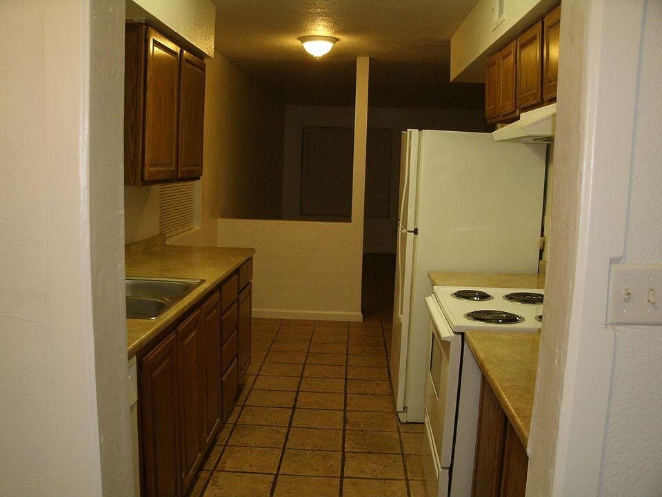 1st image of 34 W Inglewood St APT 1