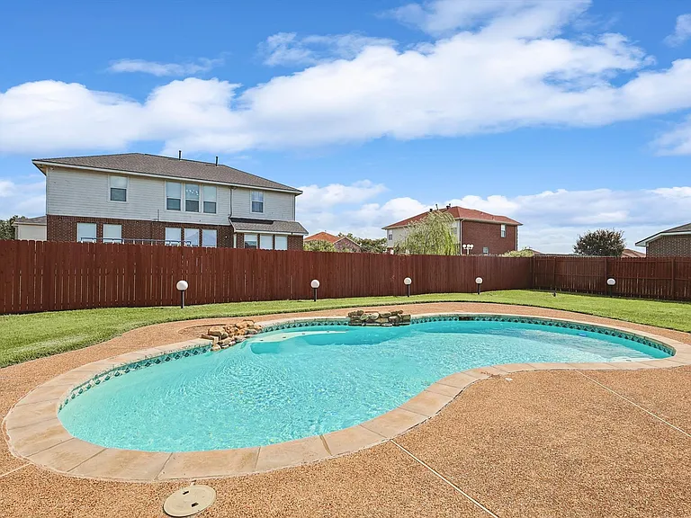 500 Parkerville Rd — Photo 82