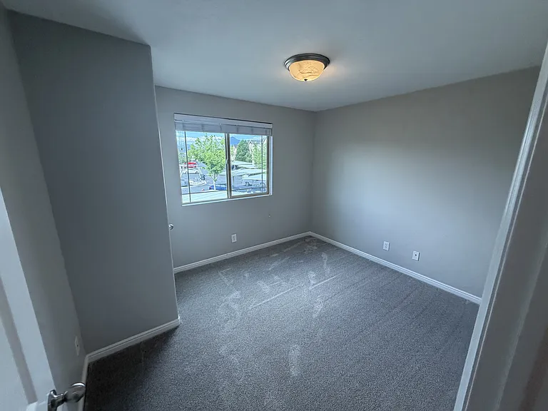 999 Village River Ln #B8 — Photo 26