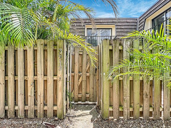 5th image of 3913 Vista Oaks Cir NE