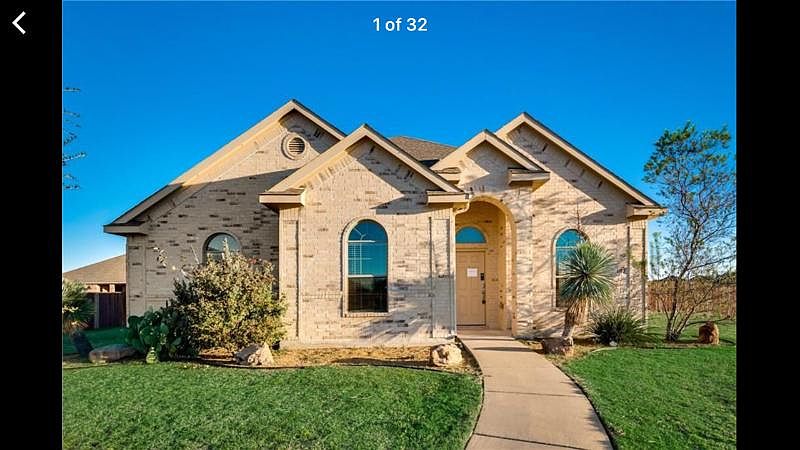 1st image of 107 Thorncreek Cir