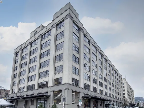 1314 NW Irving St APT 505, Portland, OR 97209