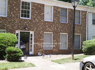 2821D Bleeker Sq, Winston Salem, NC 27106