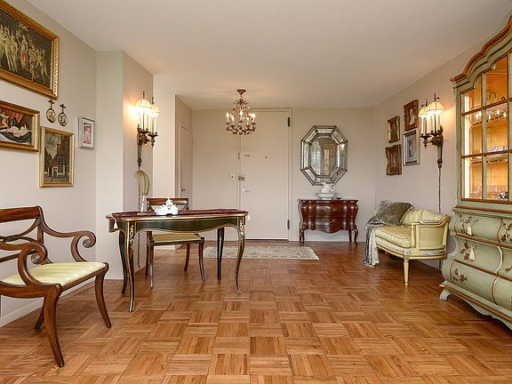 3rd image of 4455 4465 Douglas Ave #9K