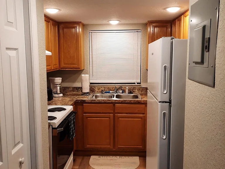 121 Country Club Dr #203 — Photo 7