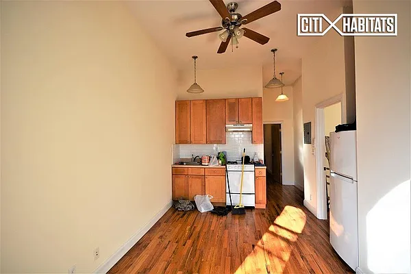 Rented by Citi Habitats | media 23