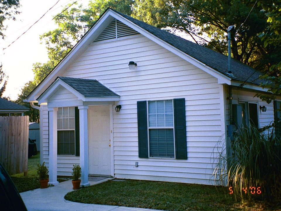 1st image of 3243 Lubbock Ave
