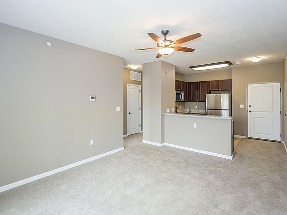 3rd image of 8350 Northwoods Dr #209