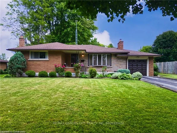 41 Claremount Cir, Welland, ON L3C 2P4