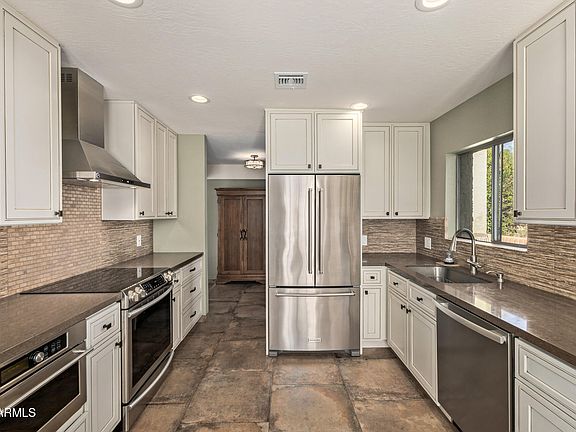 3rd image of 25827 N PRIMO Circle