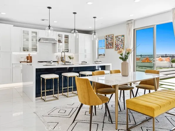 25 Sedoso Ct, Mission Viejo, CA 92694