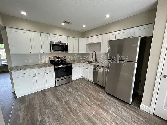 3rd image of 6518 Cocos Dr