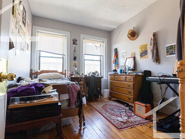 16 Glenville Ave #3 — Photo 5