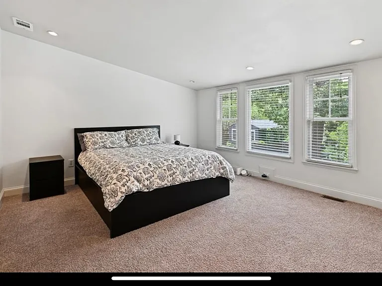 205 Lindbergh Dr NE — Photo 52