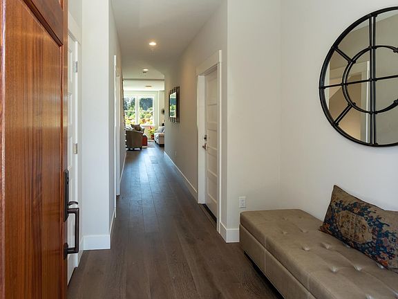 5th image of 518 Granite Way #518