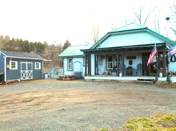 292 W Franklin Ave, Dayville, OR 97825