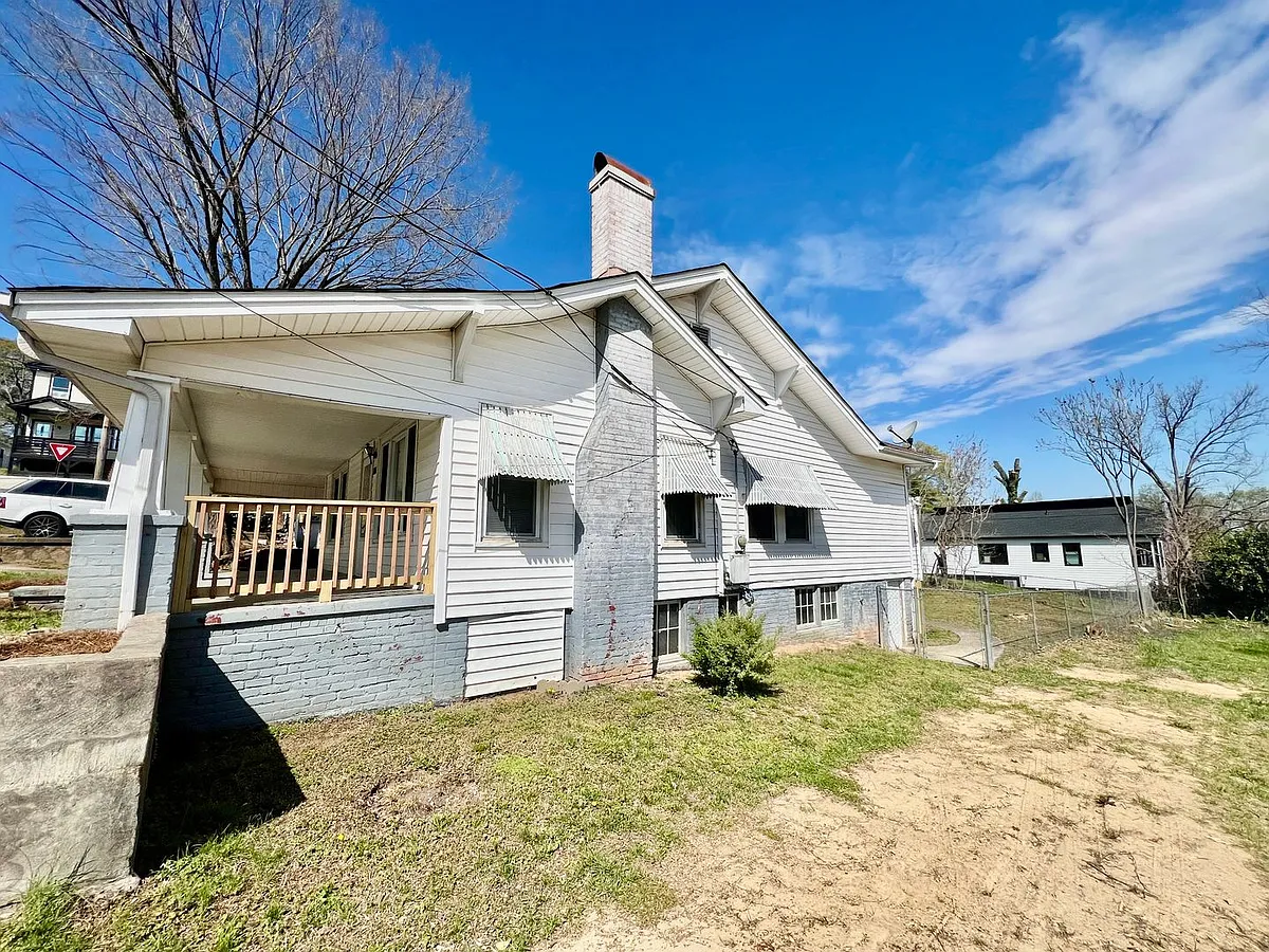 Building Photo - 118 W Harrison Ave