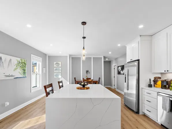 104 Union St, Franklin, MA 02038