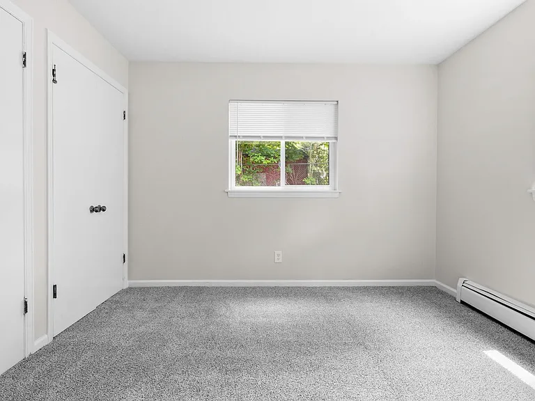 590 54th St SE — Photo 17