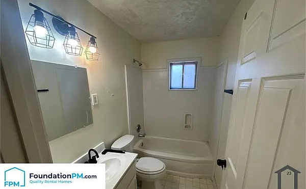 34 N Idlewild St #11 — Photo 12
