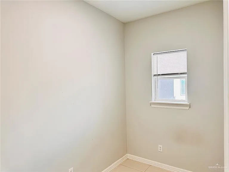5506 N Crown Point — Photo 14