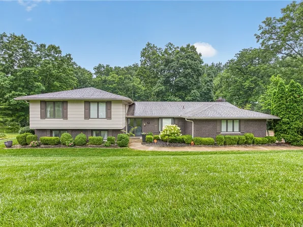 1480 Ambridge Rd, Dayton, OH 45459