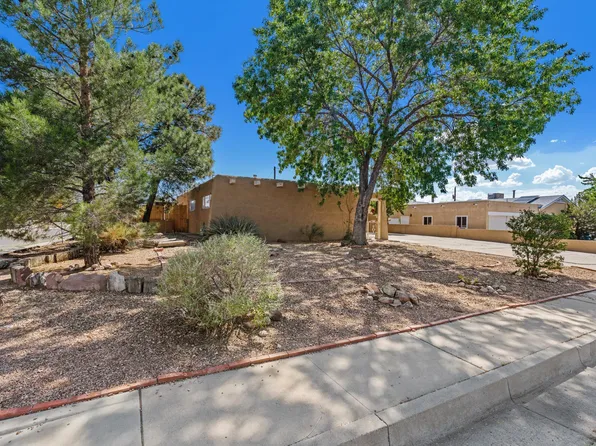 4724 Hilton Ave NE, Albuquerque, NM 87110