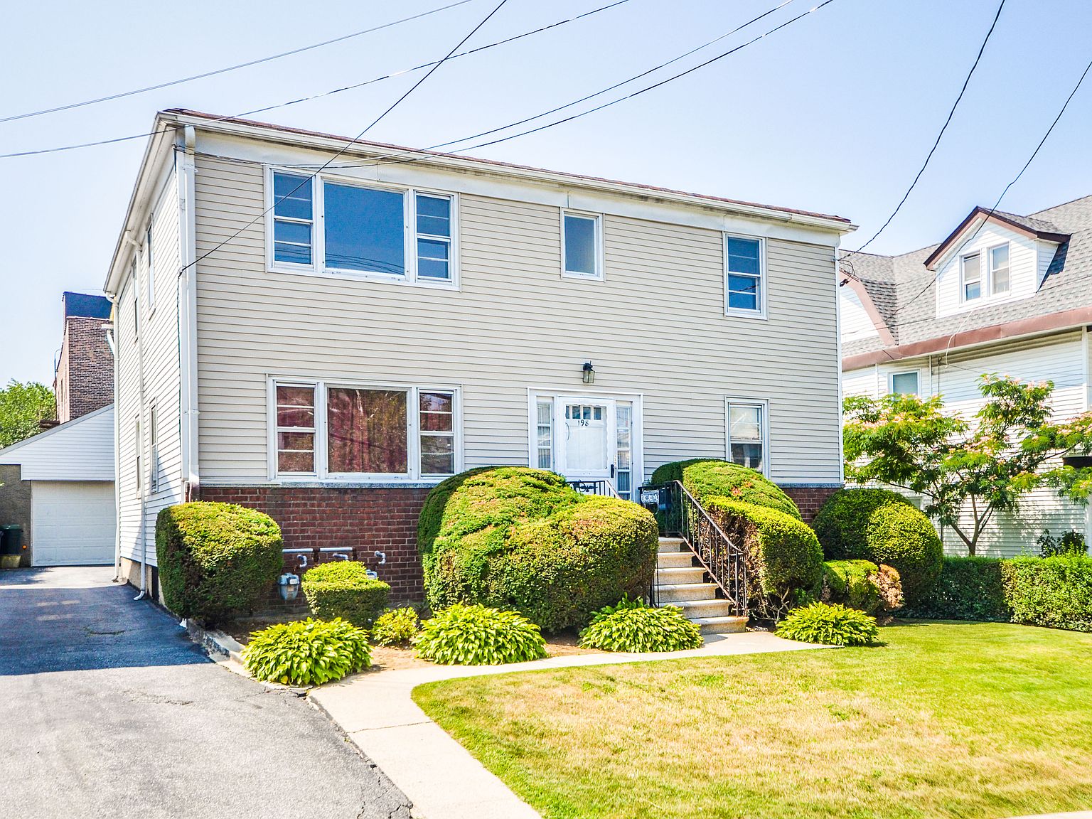 198 Roberts Ave, Yonkers, NY 10703 Zillow