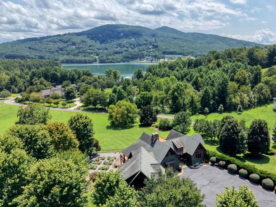 1st image of 2206 High Meadows Ct