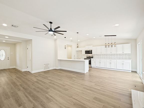 5th image of 635 CYPRESSCLIFF DR