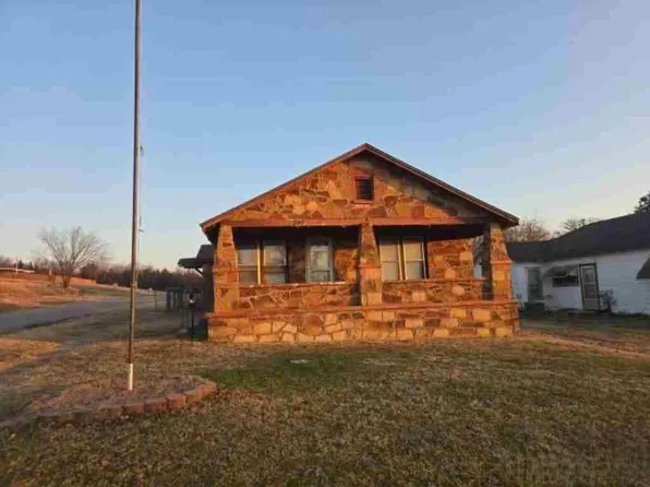 101 E Maple St, Drumright, OK 74030