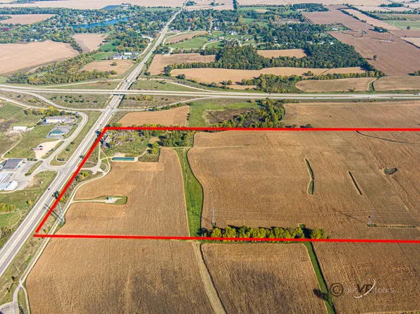 1203 E Illinois #26, Freeport, IL 61032