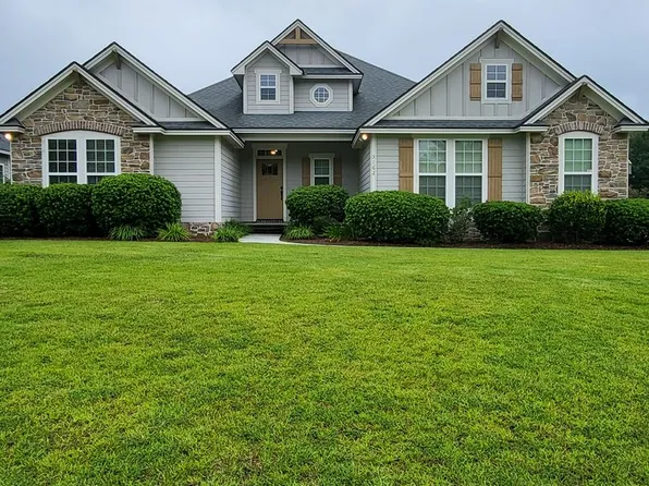5162 Village Way, Hahira, GA 31632