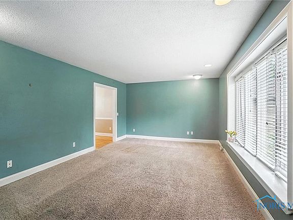 5th image of 6129 Burrwood Dr