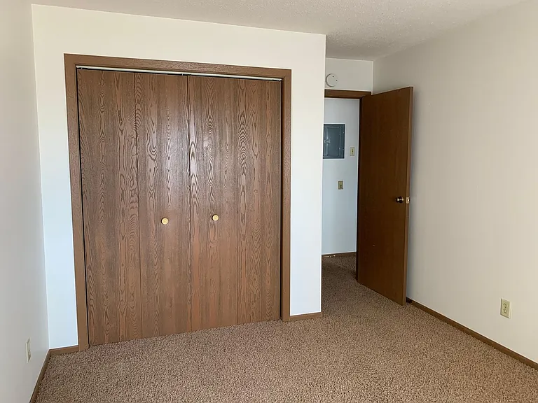 Ashwood Apartments — Photo 39